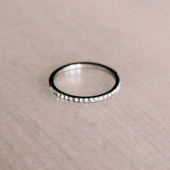 Minimalistische ring mini zirkonia – LOLA